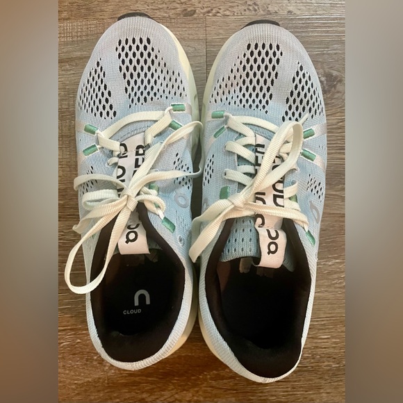 On Cloud Cloudsurfer Shoes Sneakers Women’s US 6.5 Running Cloud Athletic Active - Picture 9 of 12